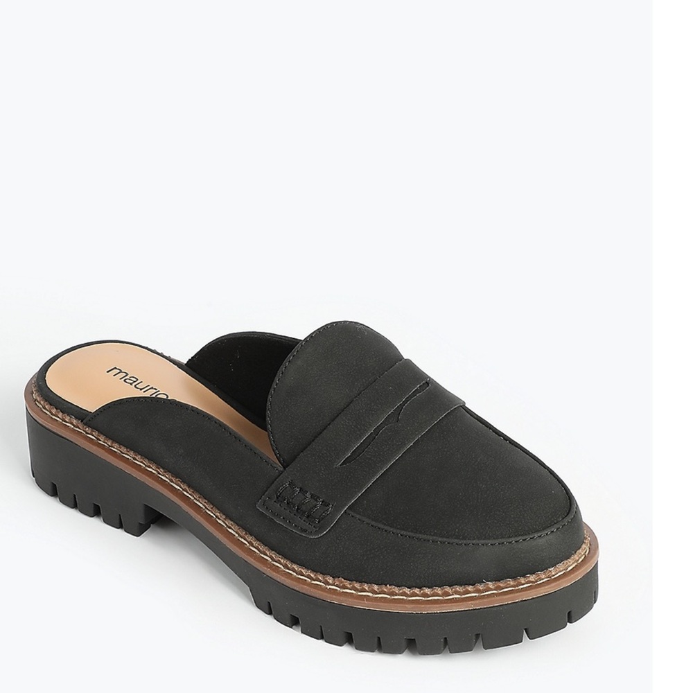 Maurices Gretchen slip on loafer mule. Size 8 1/2.